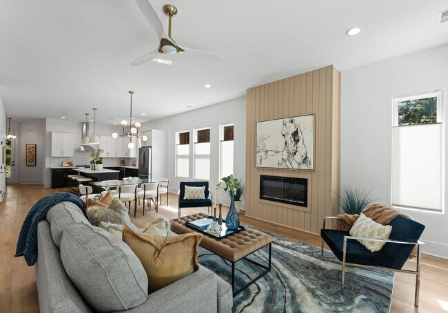 Building Photo - 2010 St John St