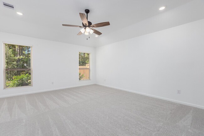 Building Photo - 28819 Mount Bonnell Dr