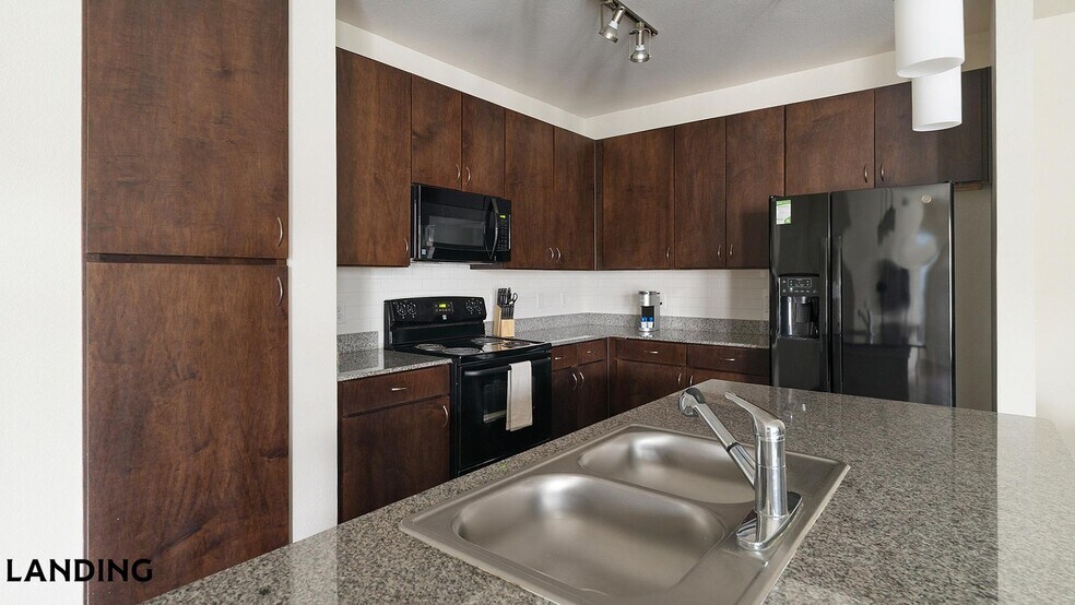 Building Photo - 14580 Crosby Fwy