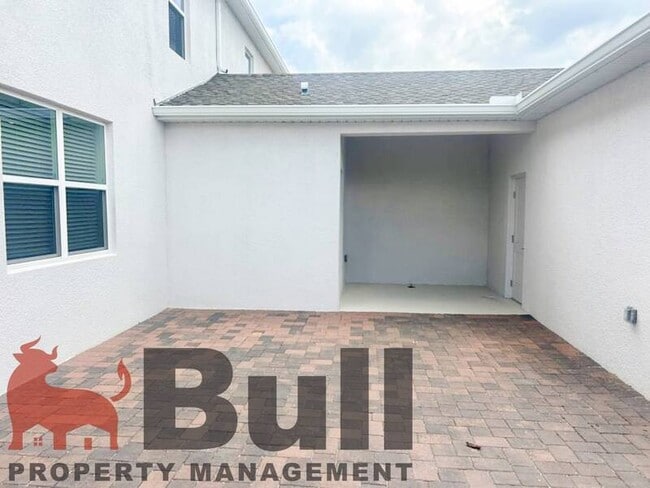 Building Photo - 6033 Blissful St