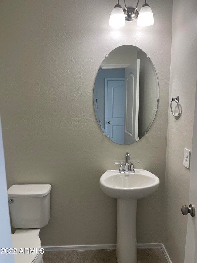 Building Photo - 36597 W Santa Clara Ave