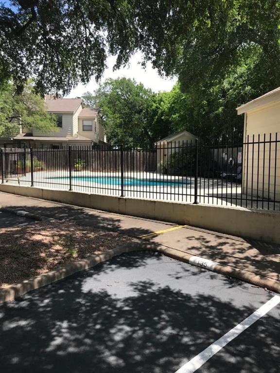 Building Photo - 11301 Jollyville Rd