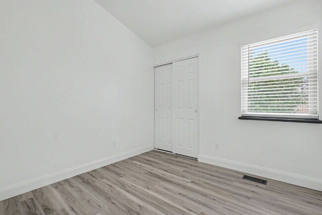 Building Photo - Move-In Ready 3-Bedroom Home with Modern Finishes Just Minutes from Fort Carson