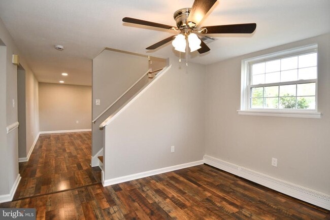 Building Photo - 3811 Forestdale Ave