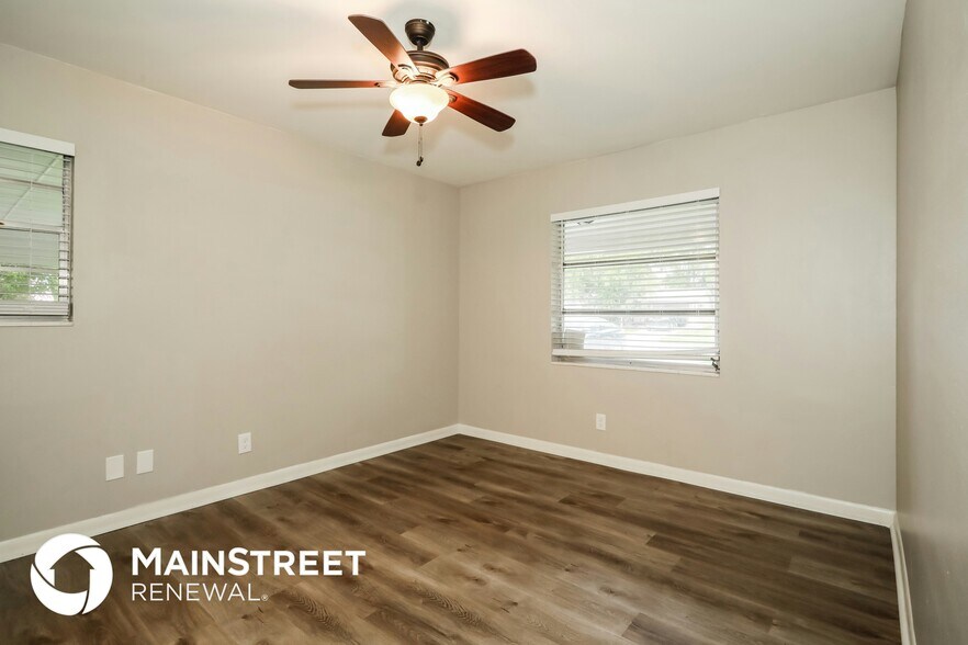 Building Photo - 5849 Wending Dr