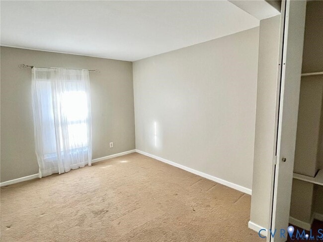 Building Photo - 18 Skipwith Green Cir