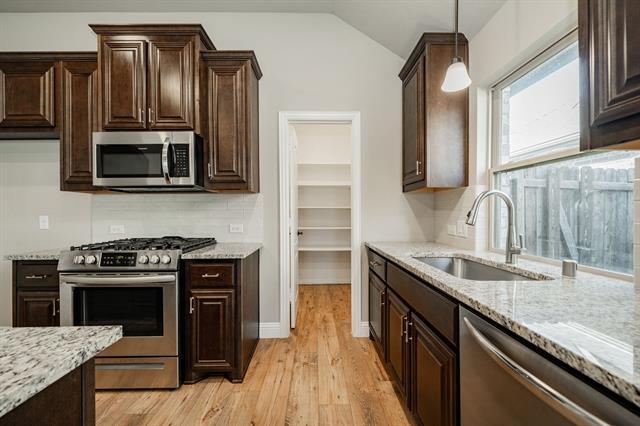 Building Photo - 920 Baldcypress Dr