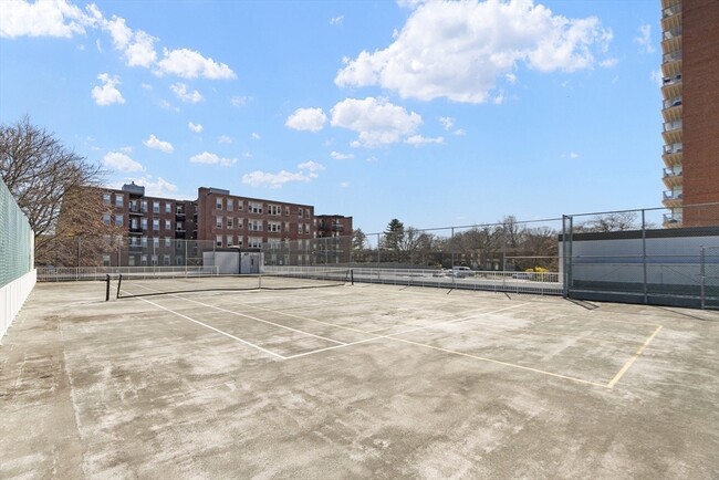 Building Photo - 111 Perkins St