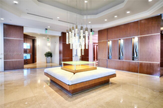Building Photo - 4775 Collins Ave