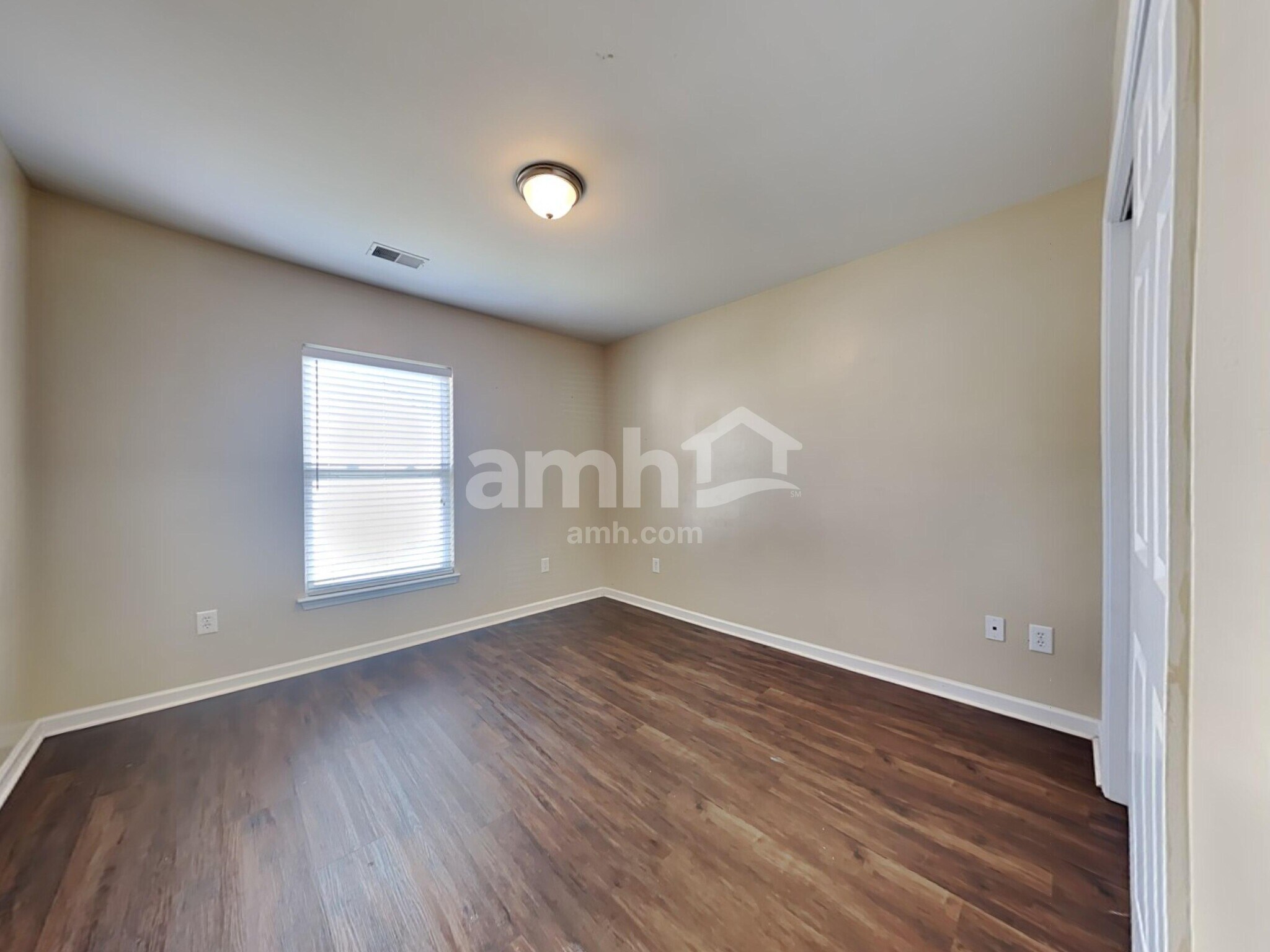 Building Photo - 400 Stoney Field Dr