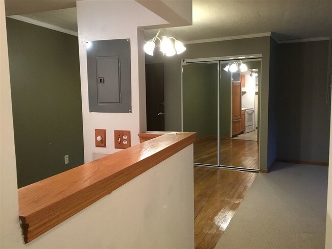 Building Photo - 7106 Fortune Dr