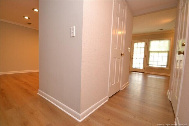 Building Photo - 3111 Morningside Dr