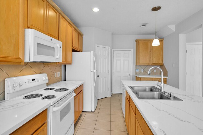 Building Photo - 26 Valewood Pl