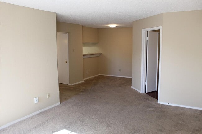Building Photo - Move-in by 9.30 and get 1-month FREE, with...