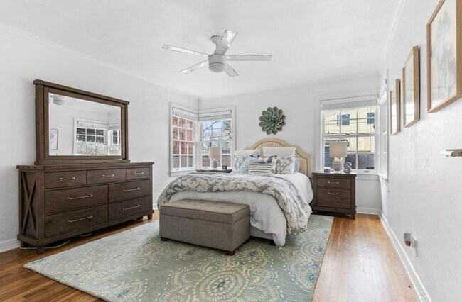 Building Photo - 3248 Cockrell Ave