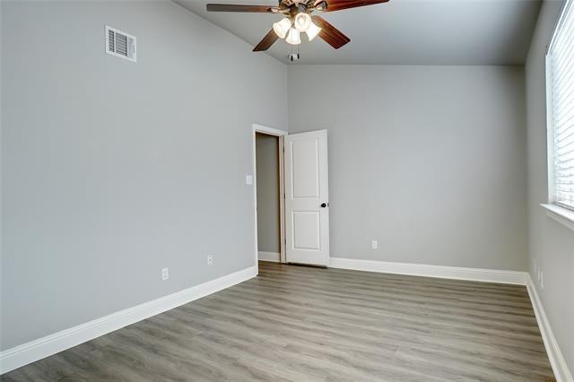 Building Photo - 110 Wildbriar St