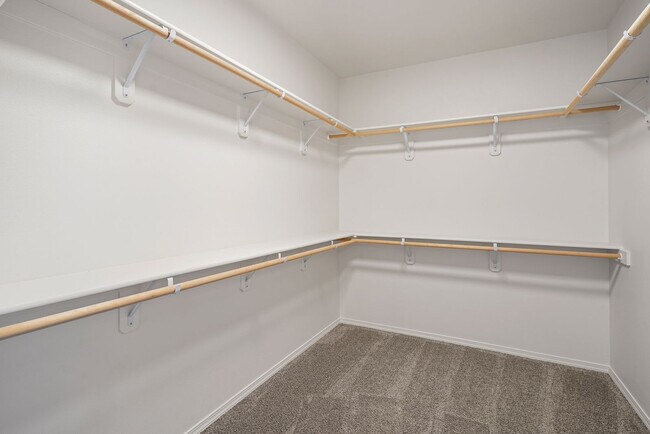Building Photo - 17255 Avocet Dr