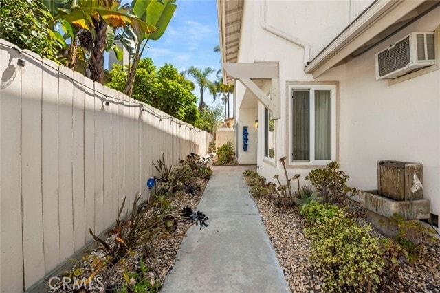Building Photo - 12542 San Bruno Cove