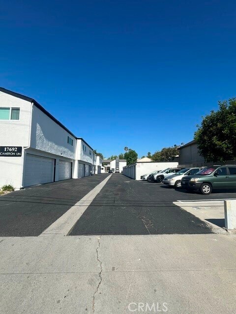 Building Photo - 17692 Cameron Lane