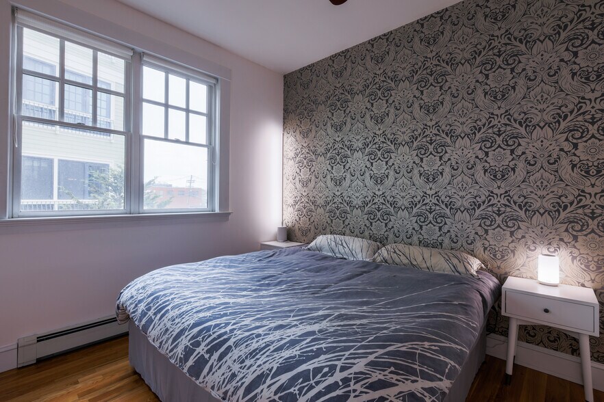 Building Photo - 80 Webster Ave