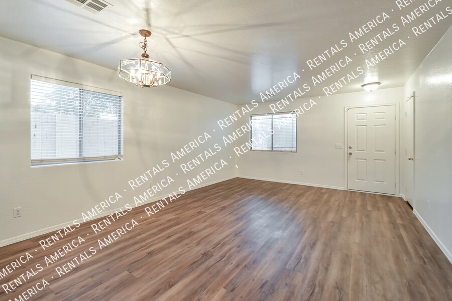 Building Photo - 40336 N PRZEWALSKI St