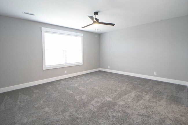 Building Photo - 1606 Jonathan Wade Cir