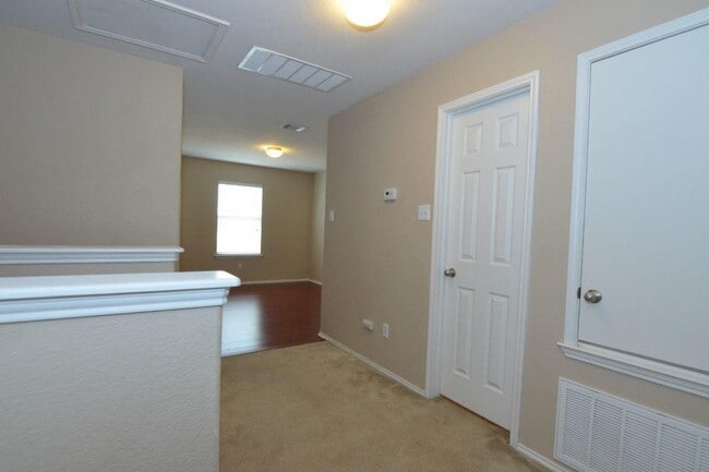 Building Photo - 11525 Autumn Ash Dr