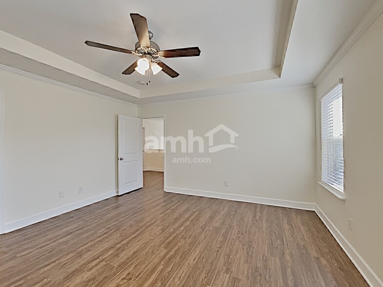 Building Photo - 4948 Chutney Dr