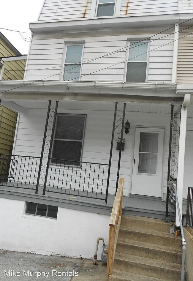 5 br, 1 bath House 225 Jefferson Street 225 Jefferson St Steelton