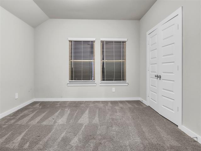 Building Photo - 2214 Spring Side Dr