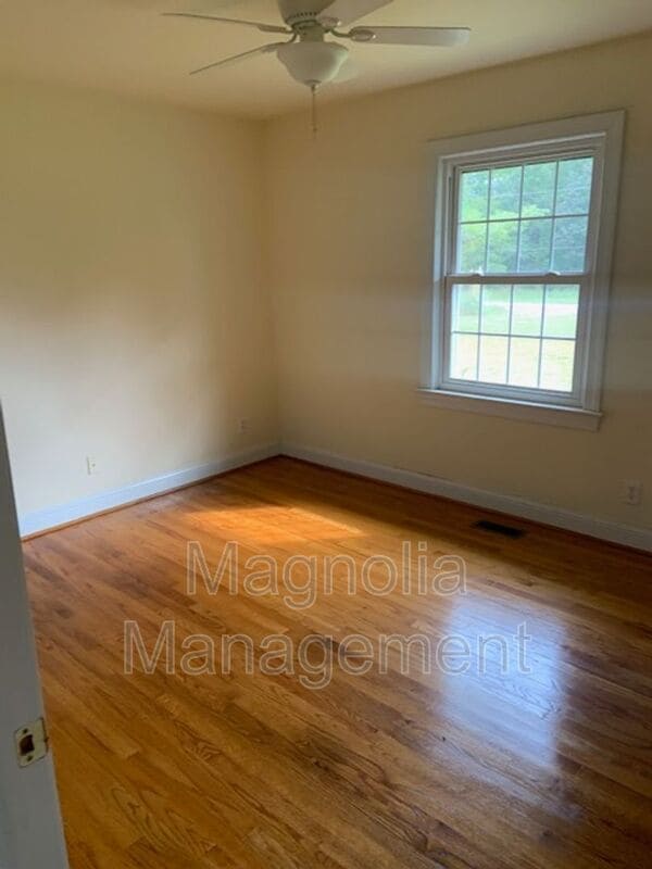 Building Photo - 4457 US-401