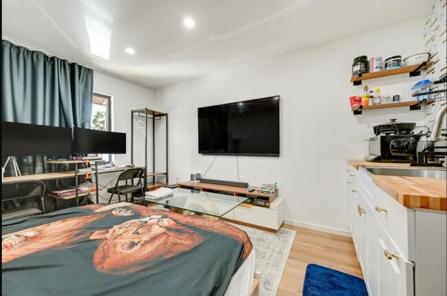Building Photo - 20921 Haulover Cv