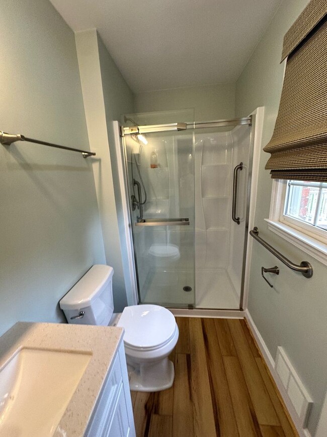 Building Photo - MOVE-IN READY! NO HUD NO SECTION 8