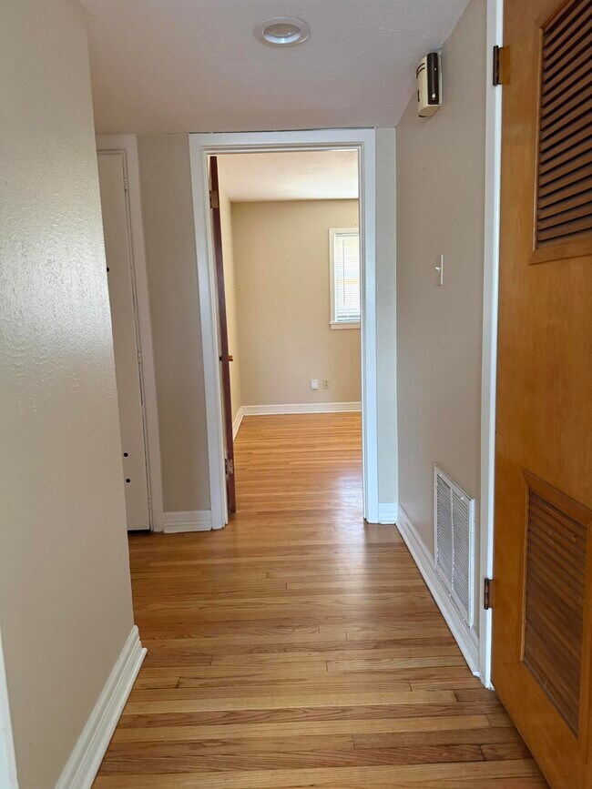 Building Photo - 3605 42nd St