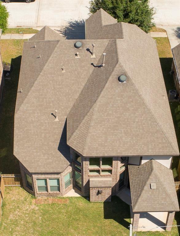 Building Photo - 21325 Kings Guild Ln