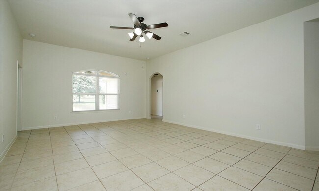 Building Photo - 20559 Iron Seat Dr