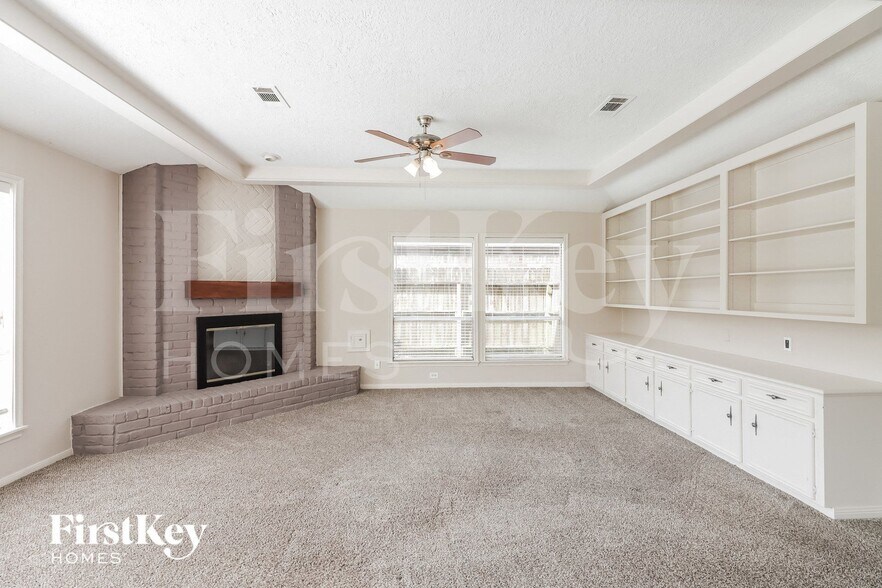 Building Photo - 1403 Diana Ct