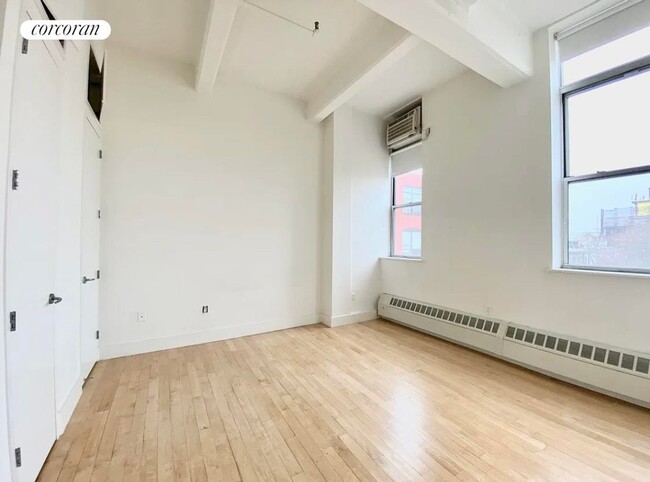 Building Photo - 970 Kent Ave