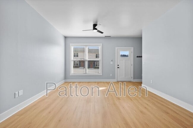Building Photo - 21 Catawba Valley Ct