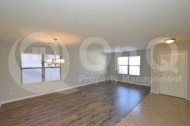 Building Photo - 3735 E Sheffield Rd