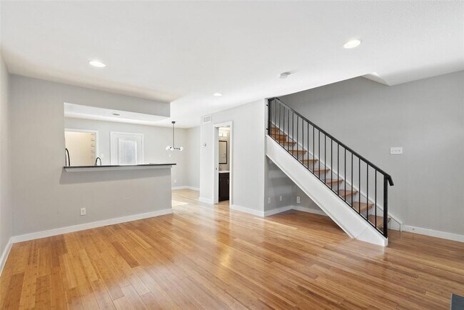 Building Photo - 3601 Menchaca Rd