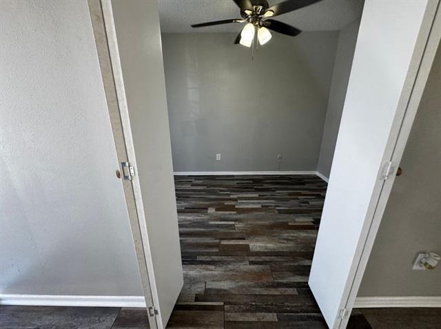Building Photo - 6329 Walraven Cir