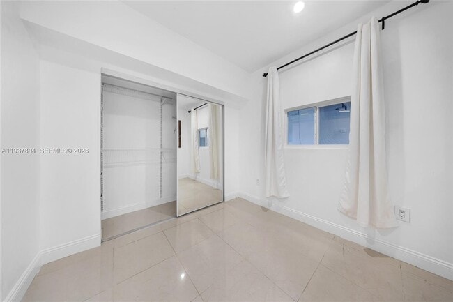 Building Photo - 6240 Gauntlet Hall Ln