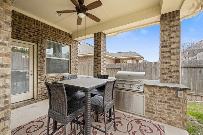 Building Photo - 2844 Coral Valley Dr