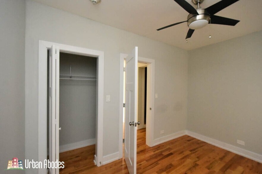 Building Photo - 811 Elm St