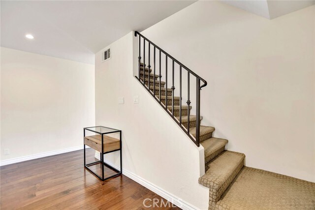 Building Photo - 454 Mt Carmel Dr