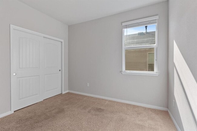 Building Photo - 187 Coralbean Dr