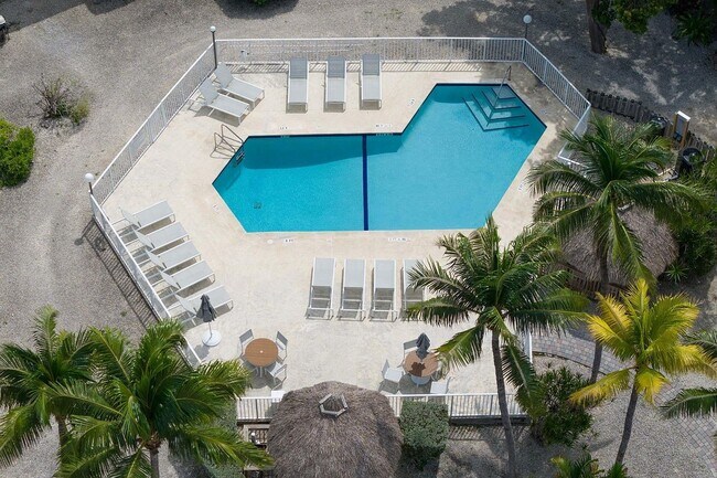 Building Photo - 98442 Windward Ave