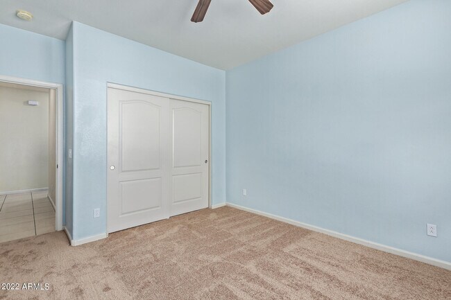 Building Photo - 13569 W Cypress St