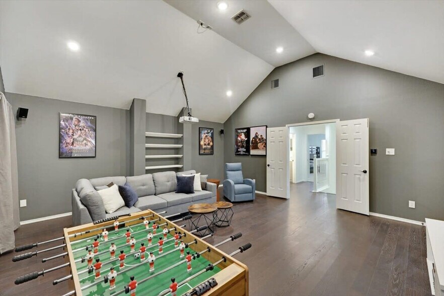 Building Photo - 7309 Springfield Dr